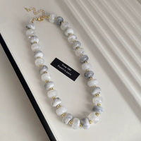 Acrylic Gradient Bead Clavicle Necklace - image 10