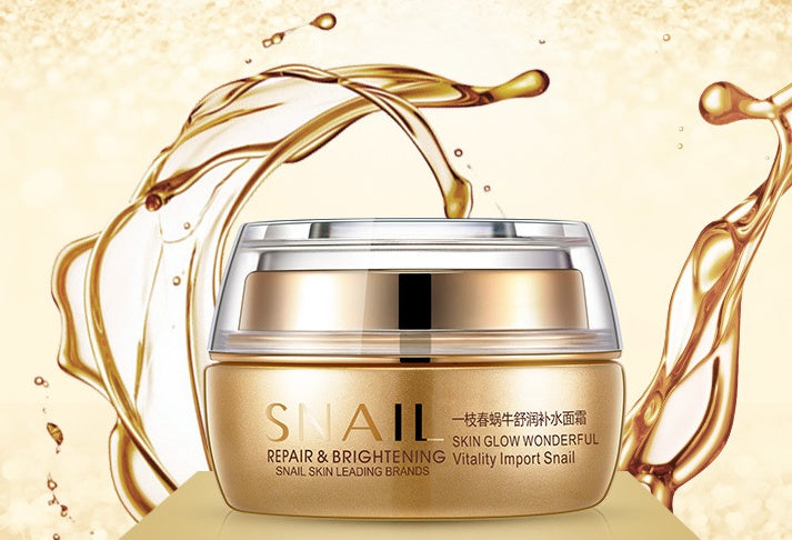 6-Piece Hydrating Skincare Set - image 4