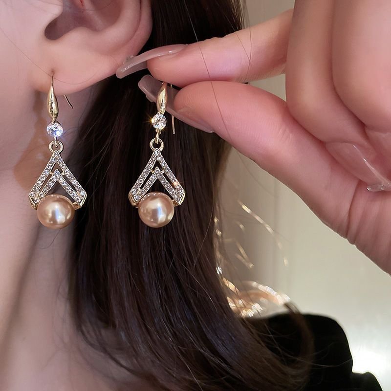 Pearl Drop Earrings