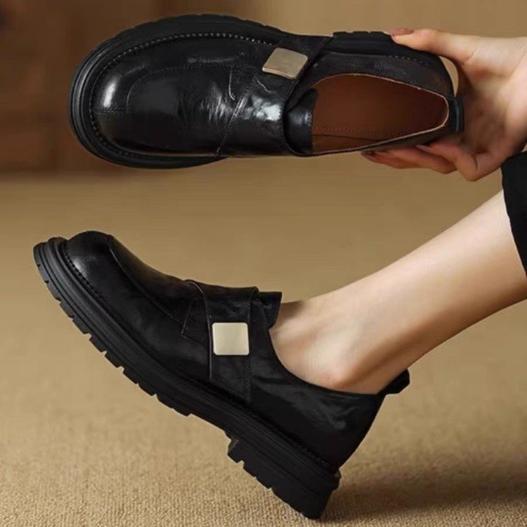 Women's Chunky Sole Hook-and-Loop Loafers - image 3
