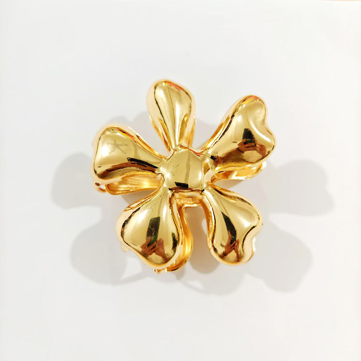 Gold & Silver Shell Claw Clip - image 4