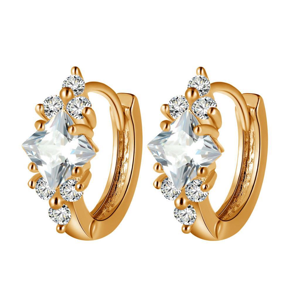Aretes de aro huggie con circonitas cuadradas - image 4