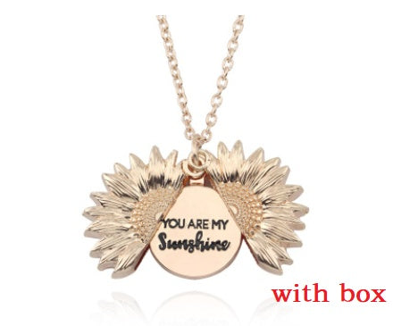 Collar relicario de girasol You Are My Sunshine - image 2