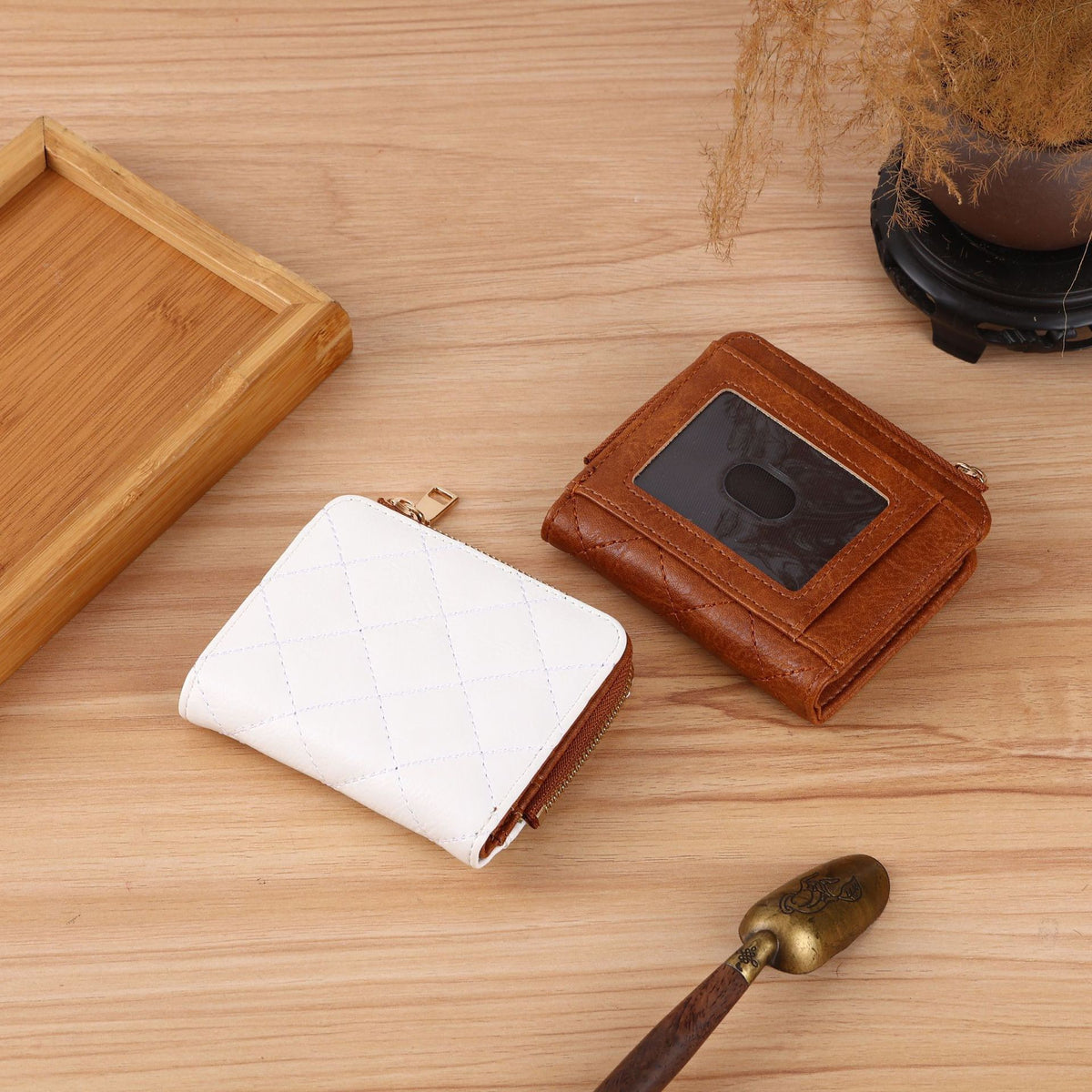 Quilted RFID Multi-Card Wallet - image 4