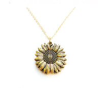 Collar relicario de girasol You Are My Sunshine - image 3