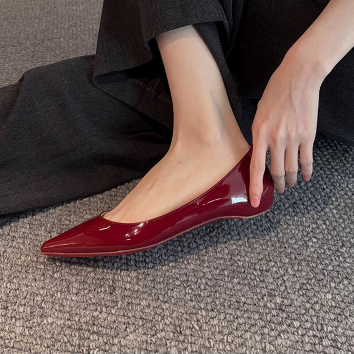 Pointed Toe Soft Leather Low Cut Pumps - image 4