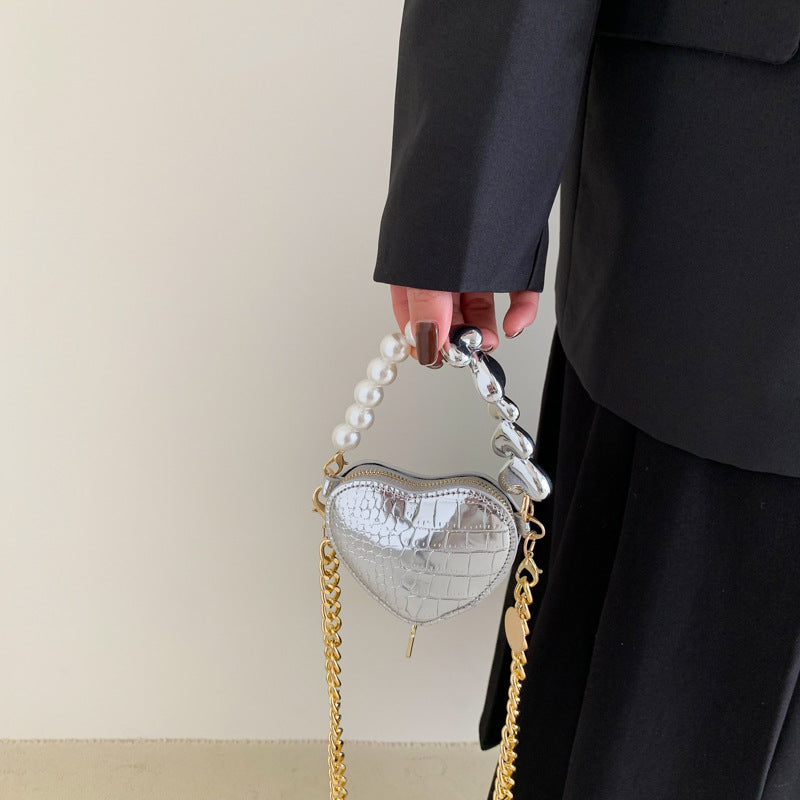 Mini Pearl Heart Chain Bag - image 5