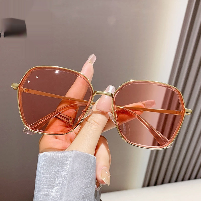Oversized UV Protection Sunglasses - image 2