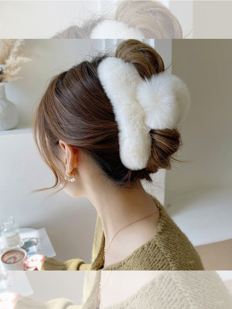 Pinza para el cabello grande de peluche - image 7