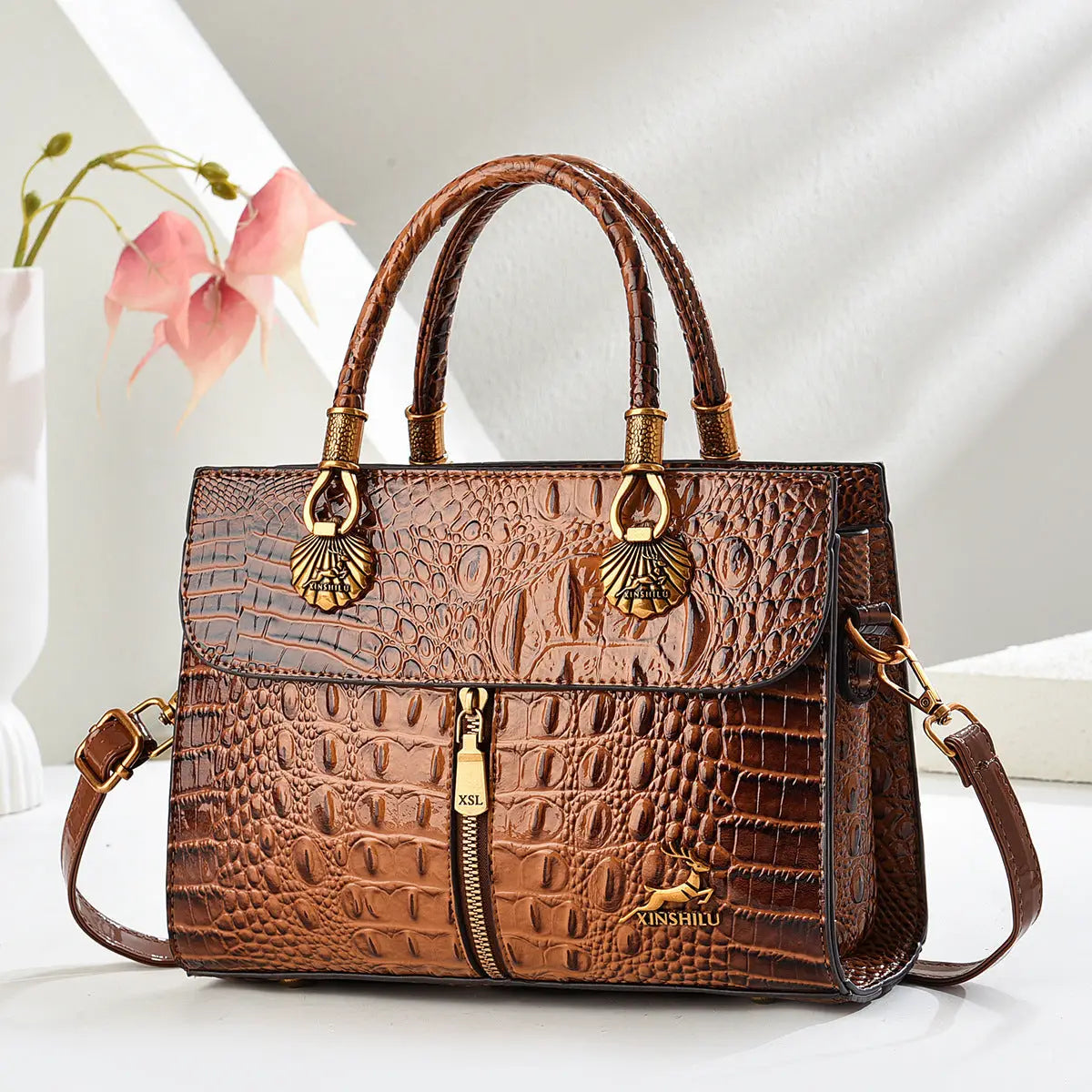 Bolso cruzado estampado - image 6