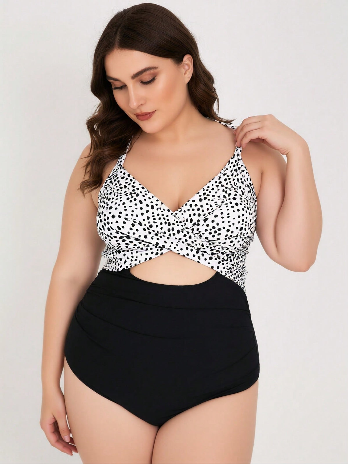Women's Plus Size Dalmatian Print Twist Cutout One-Piece Swimsuit - image 3