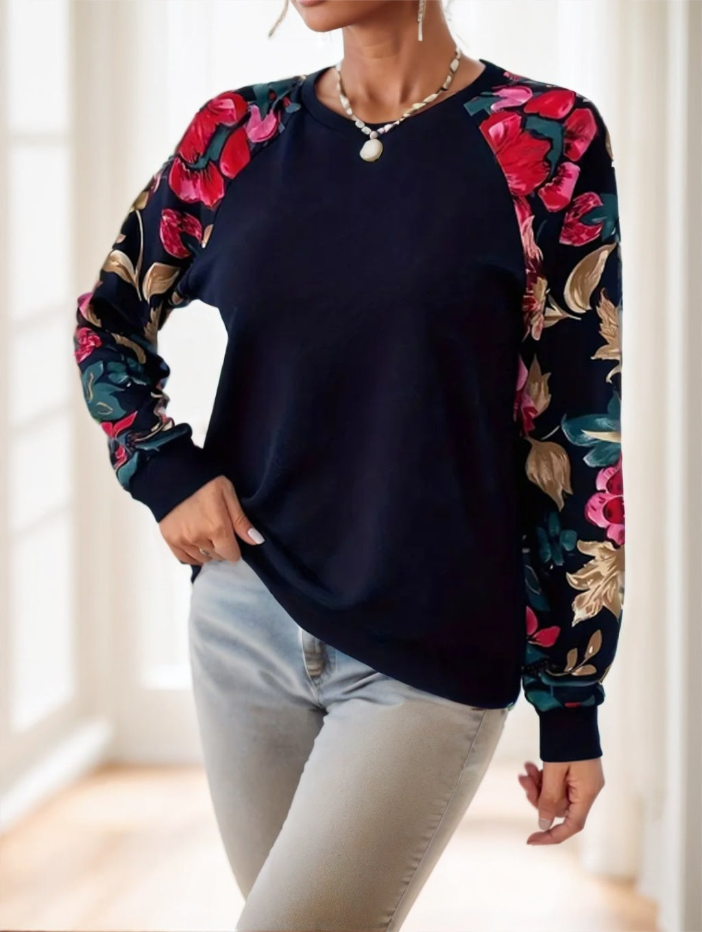 Ladies' Long-sleeved Flower-shaped Top - image 4