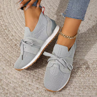 Tenis de cuña de malla tejida con agujetas - image 1