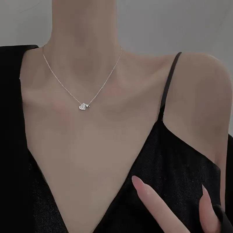 Double Heart Pendant Necklace - Light Luxury Minimalist Heart Collarbone Chain, Durable Daily Jewelry Gift - image 6