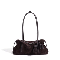 Minimalist Winter Handbag - image 4