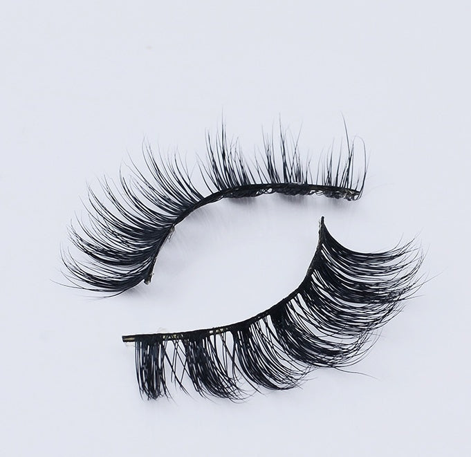 Faux Mink Wispy False Eyelashes - image 5