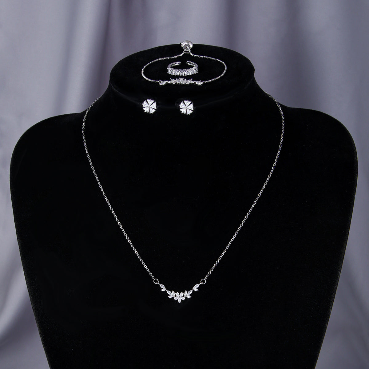Silver Leaf Zircon Jewelry Set - image 5