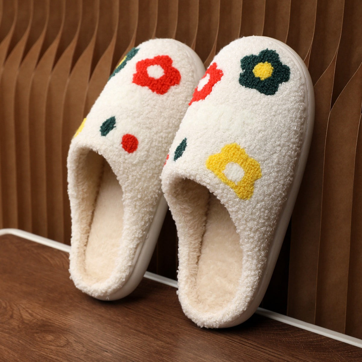 Lady's Flower Slippers Indoor Soft Bottom Cotton Slippers - image 4