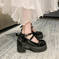 Classic Women's Pumps - image 7