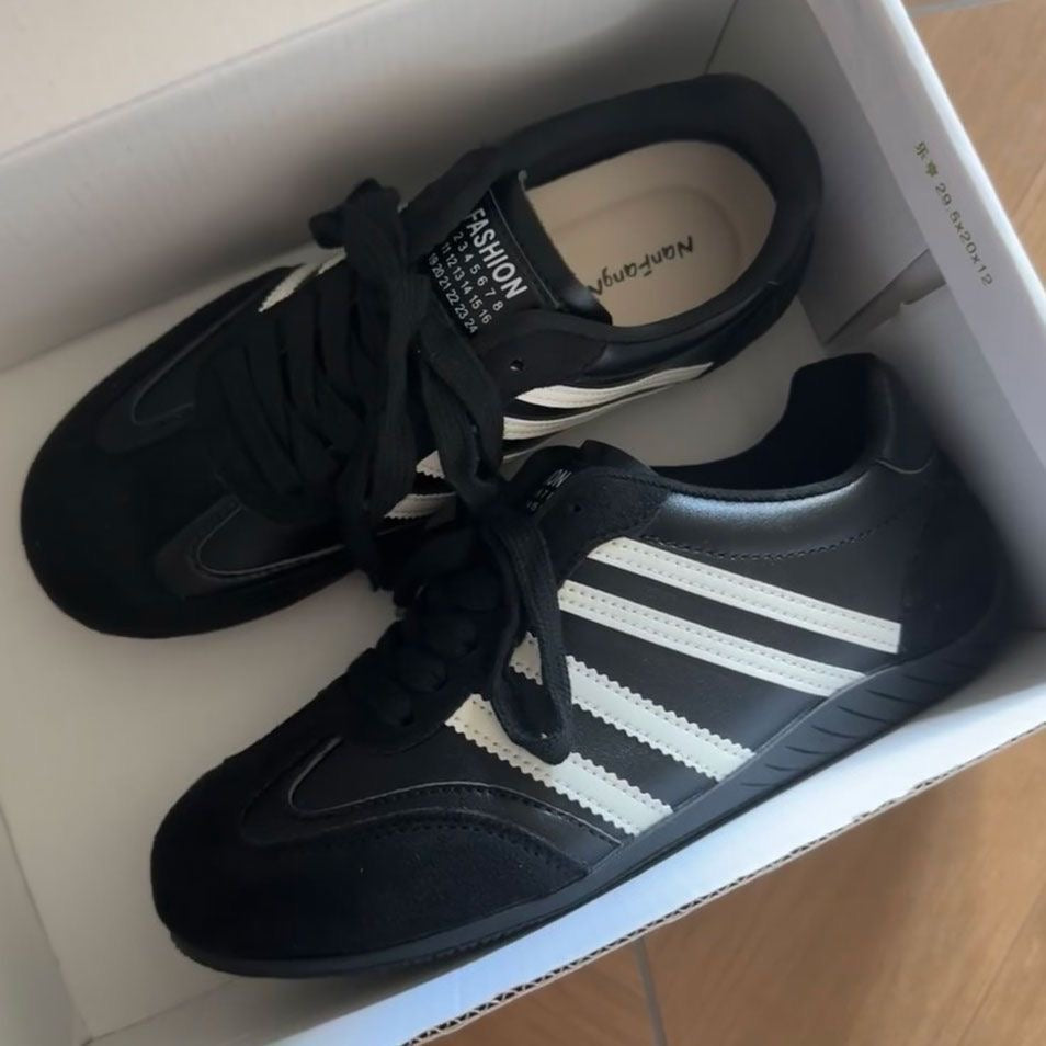 Fleece-Lined Retro Stripe Winter Sneakers