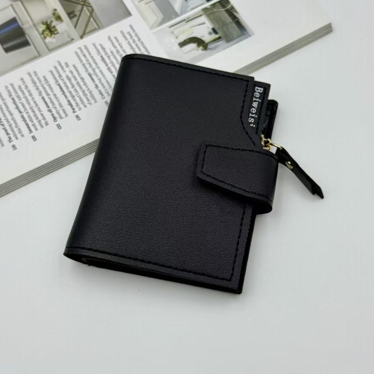Women's Trifold Leather Wallet