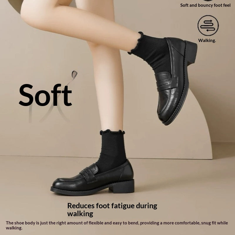 Women's Black Leather Pumps - image 2