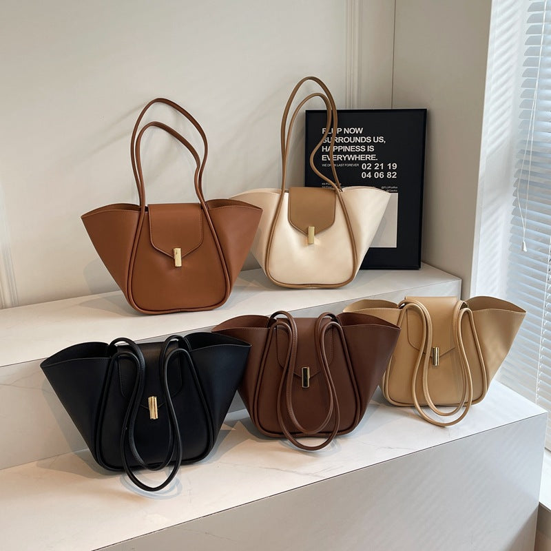 Large Capacity Everyday Shoulder Bag - image 4