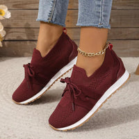 Tenis de cuña de malla tejida con agujetas - image 2