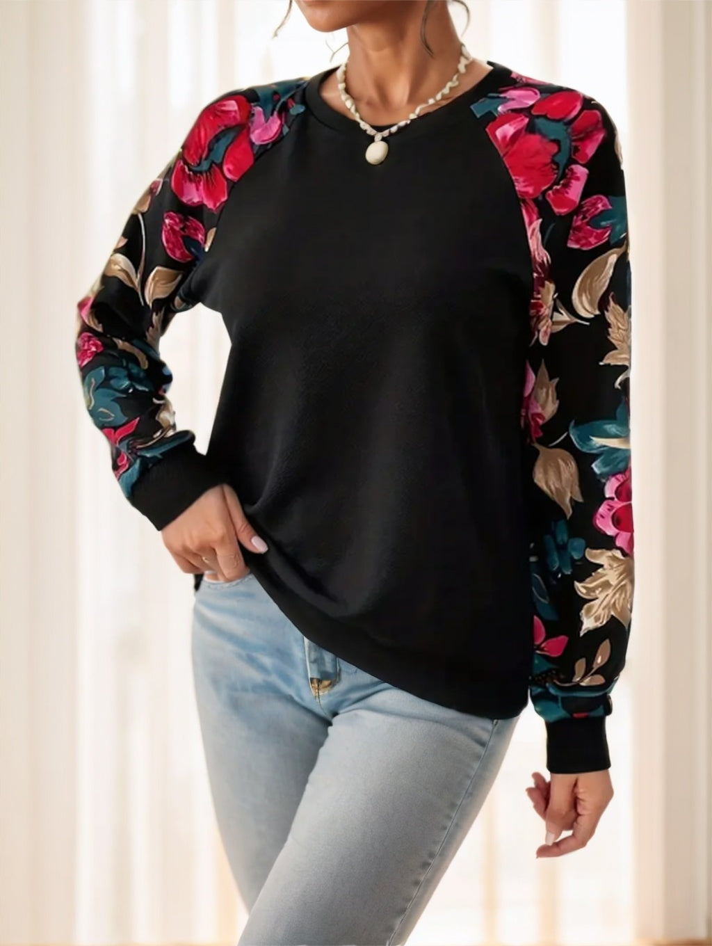 Ladies' Long-sleeved Flower-shaped Top - image 3