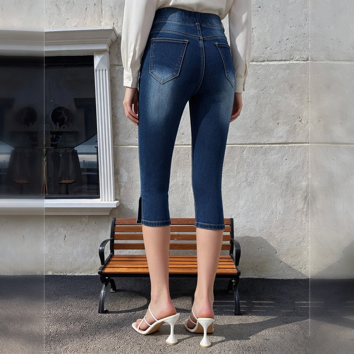 Pantalón capri de mezclilla con cordón y cintura elástica - image 5
