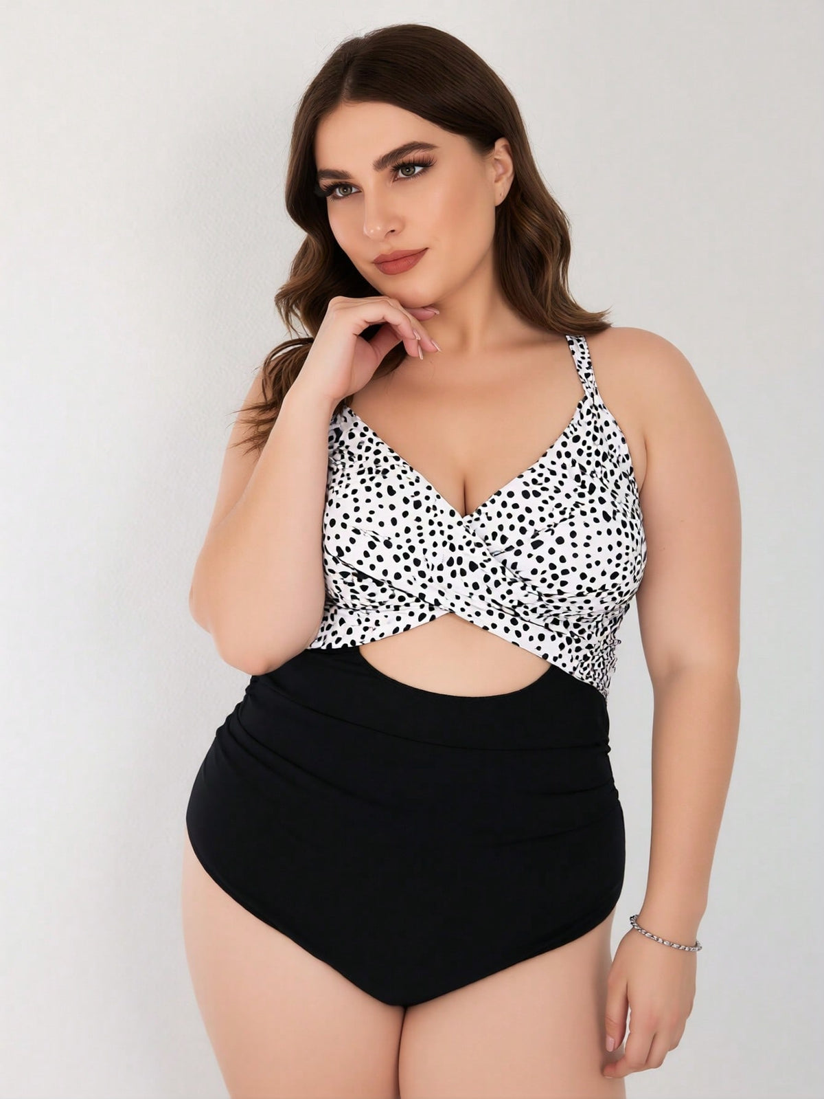 Women's Plus Size Dalmatian Print Twist Cutout One-Piece Swimsuit - image 4