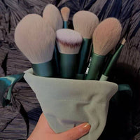 13-Piece Makeup Brush Set - image 7