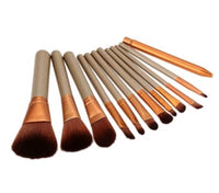 12-Piece Makeup Brush Set with Tin Box - image 2