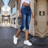 Jeans capri de tiro alto con dobladillo enrollado - image 4
