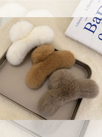 Pinza para el cabello grande de peluche - image 5