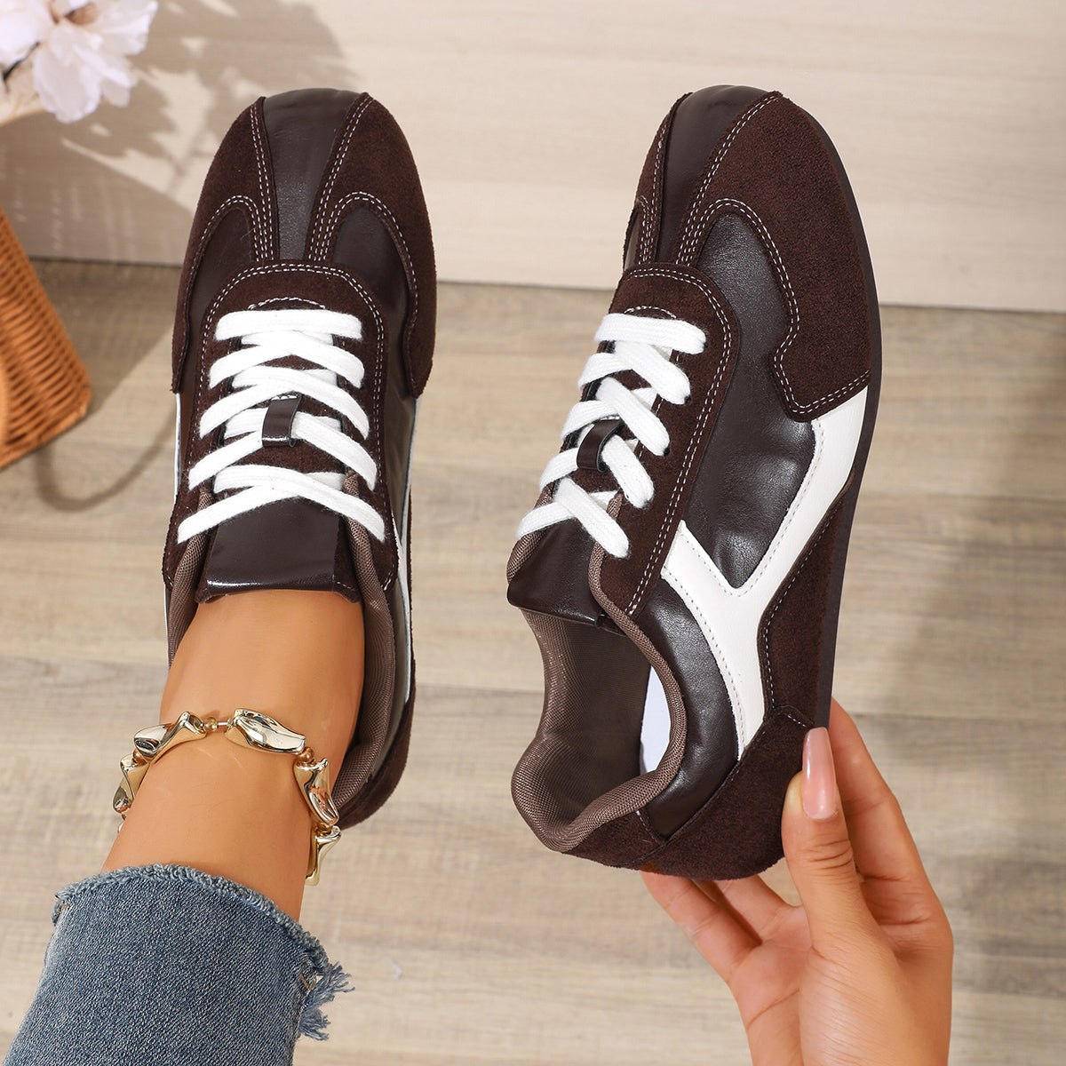 Women's Retro Lace-Up Sneakers