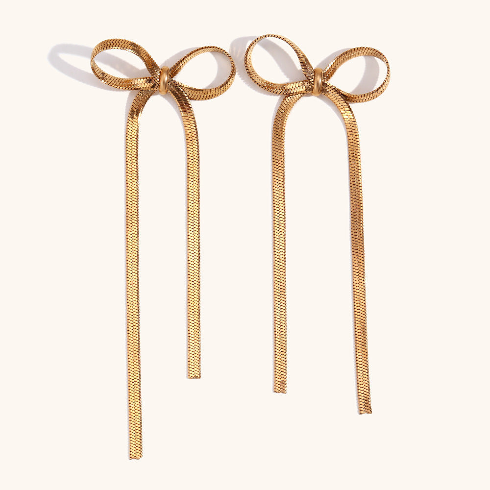 Minimalist Pendant Necklace - image 8