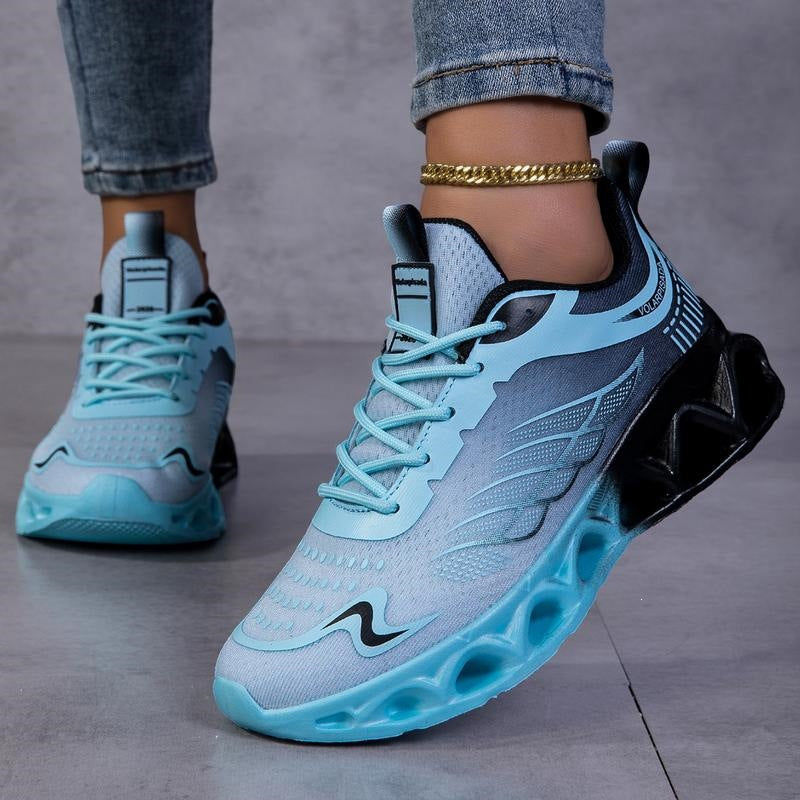 Women's Outdoor Hiking Shoes - image 2