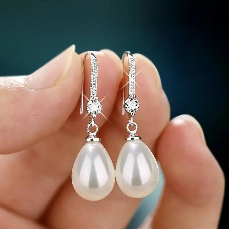 Fashionable Earrings -Agile Design Sways Gracefully, Exquisite Craftsmanship in Details - image 2