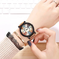 Reloj de cuarzo con correa de piel vintage - image 2