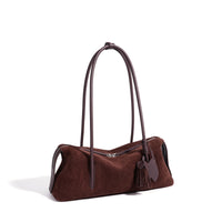 Minimalist Winter Handbag - image 6