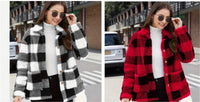 Chaqueta peluda de cuadros con solapa, botones y bolsillos - image 10