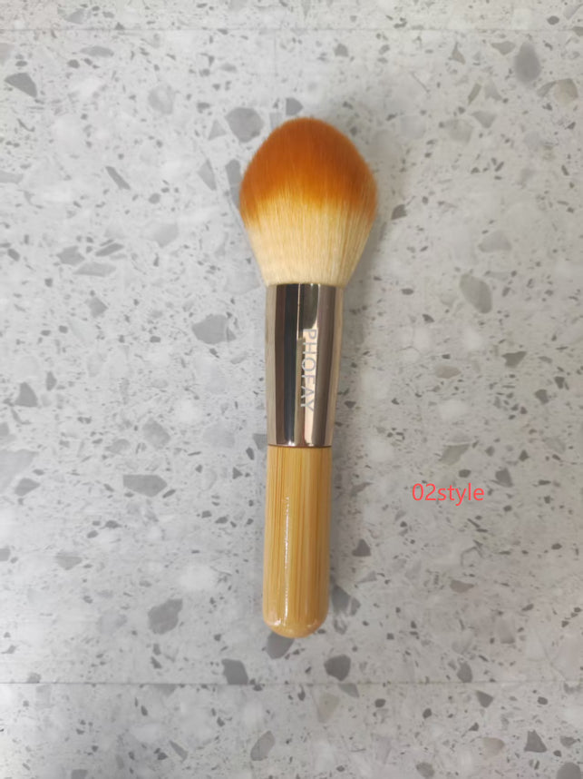 Makeup Brush - image 3