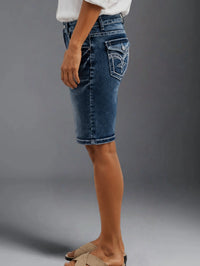 Bermudas de mezclilla elástica de tiro alto - image 2