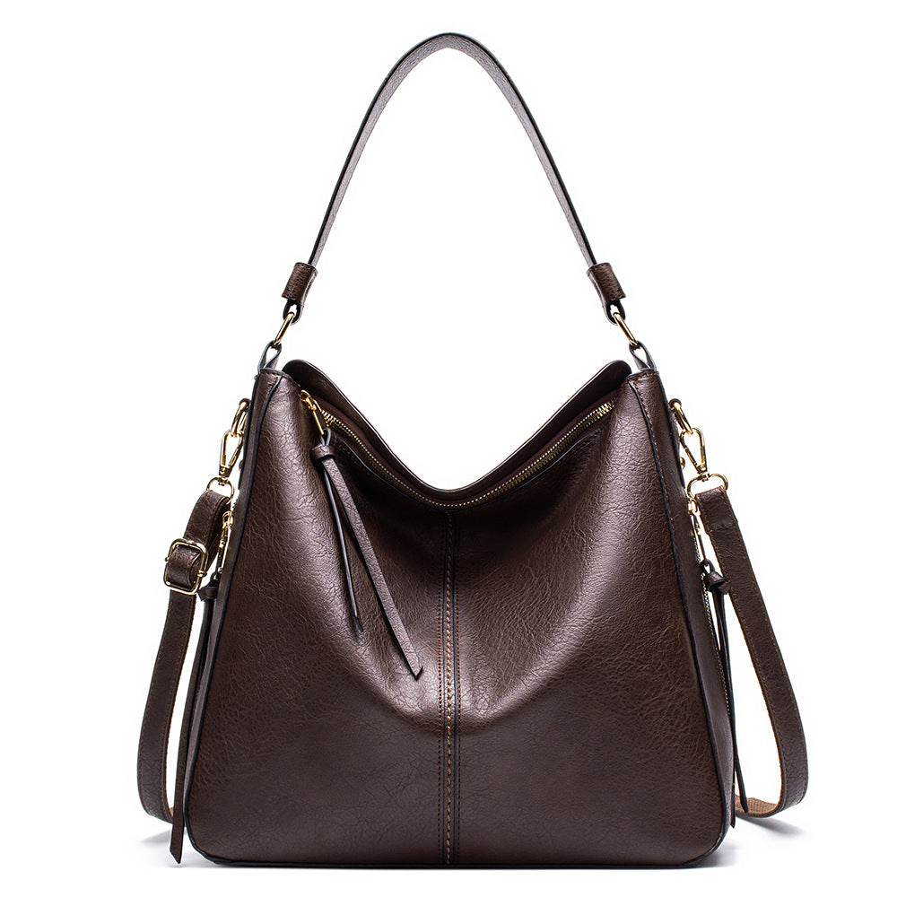 Bolso tipo hobo grande - image 8