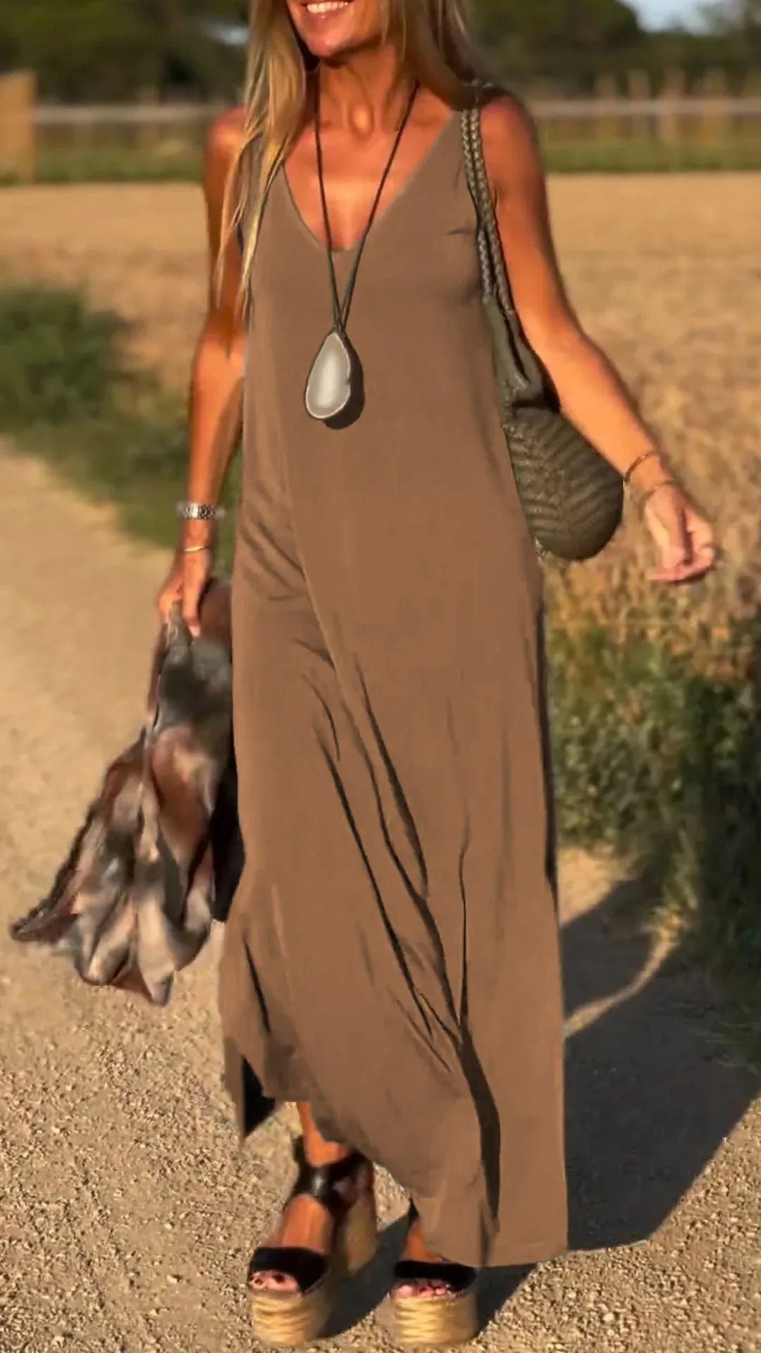 Female Sexy Trend V-neck Strap Dress - image 10