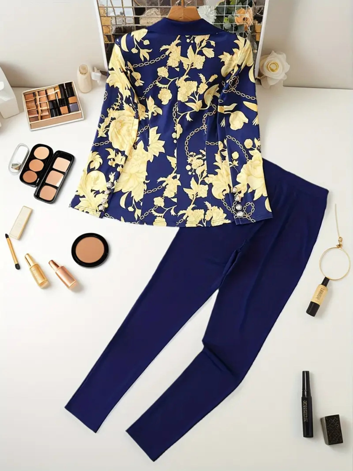 Women's Chain Print Blazer and Leggings Set - image 2