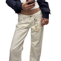 Women's Straight Leg Low Rise Jeans - image 6