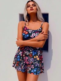 Tankini floral con short de baño de tiro alto - image 1