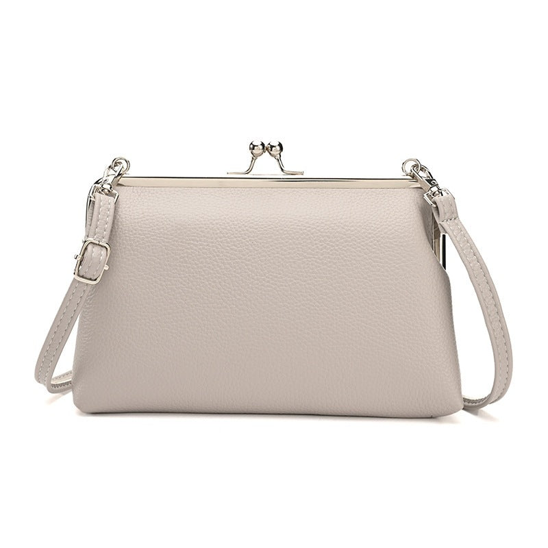 Large Capacity Solid Color Shoulder Bag - image 2